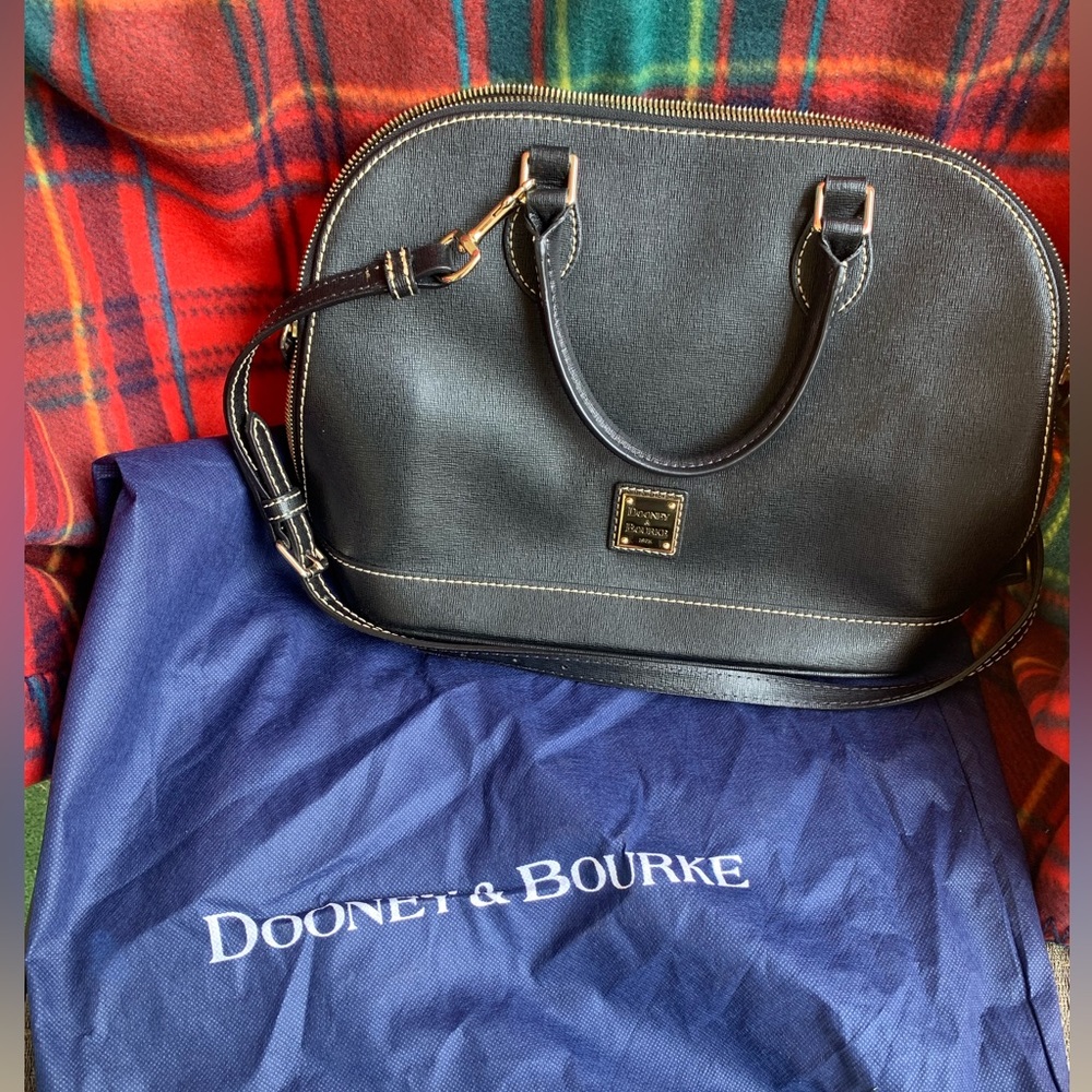 Dooney & Bourke domed satchel - black- new